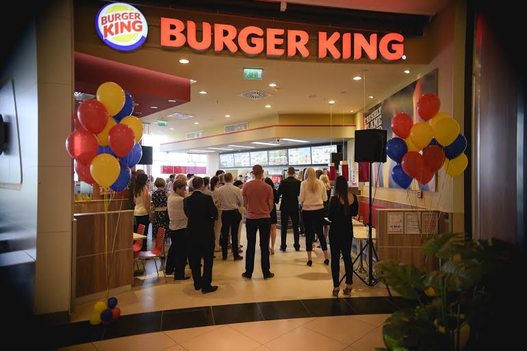 [PHOTOS] New BURGER KING® Restaurant Officially Opens in ...