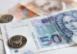 Croats Borrowing Less