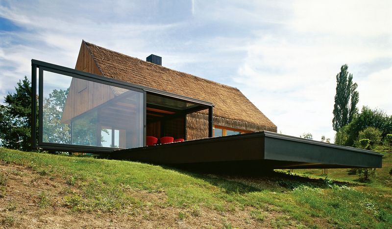Traditional Zagorje Cottage Modern Restoration Up for World Architect Award