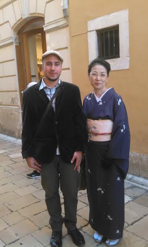 Lovre with a Japanese tourist