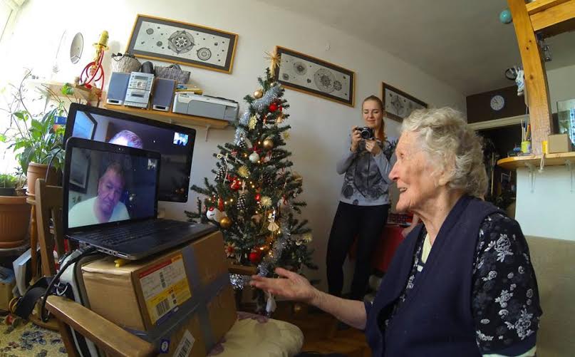 Perfect Christmas Gift: Mother Sees Son Again After 60 Years