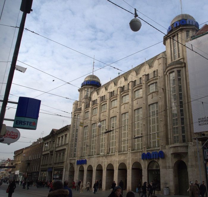 Oldest department store in Croatia, NAMA, hits the market