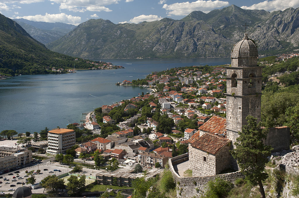 Kotor (image by Ggia)