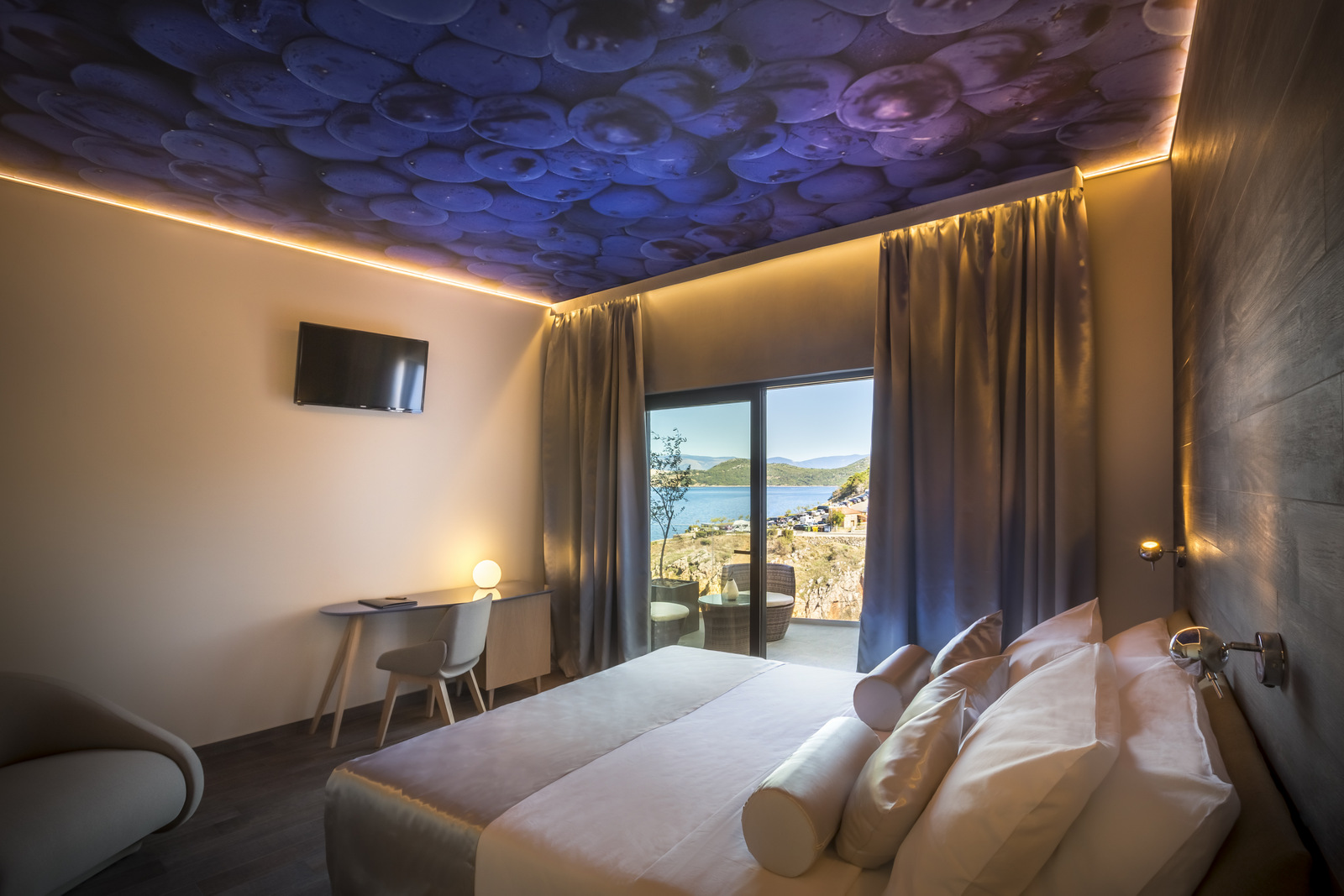 [PHOTOS] First Wine Hotel Opens on the Island of Krk