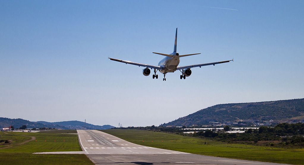 A plane landing at Split Airport (photo credit: Ballota under CC)
