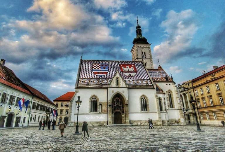 On This Day: The Croatian Language Becomes Official