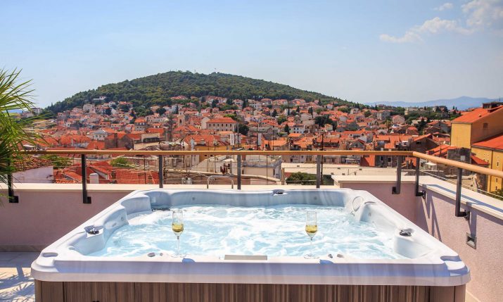 [PHOTOS] Newly Renovated Luxury Hotel Cornaro in Split