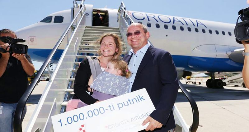 [PHOTOS] Croatia Airlines Welcomes 1,000,000th Passenger in 2017