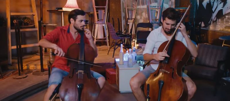 [VIDEO] 2CELLOS Have Fun with Song of the Summer – Despacito