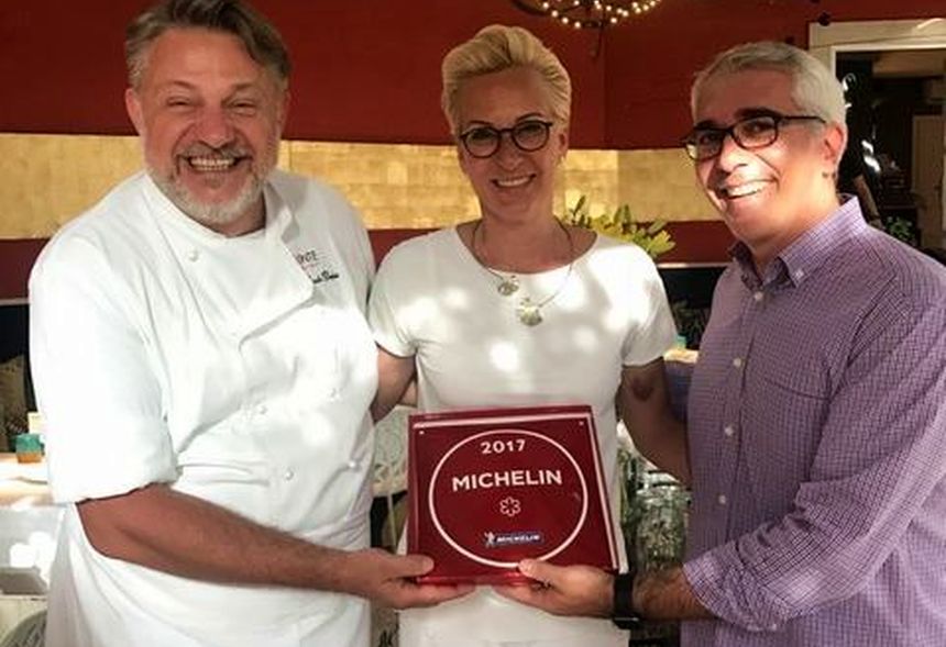 [PHOTO] First Restaurant in Croatia Receives Michelin Star Plaque