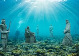 World’s First Underwater Stations of the Cross in Croatia