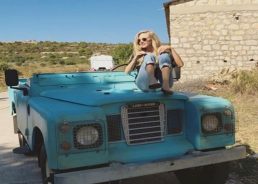 [PHOTOS] Actress Amanda Seyfried Loving the Beauty of Vis