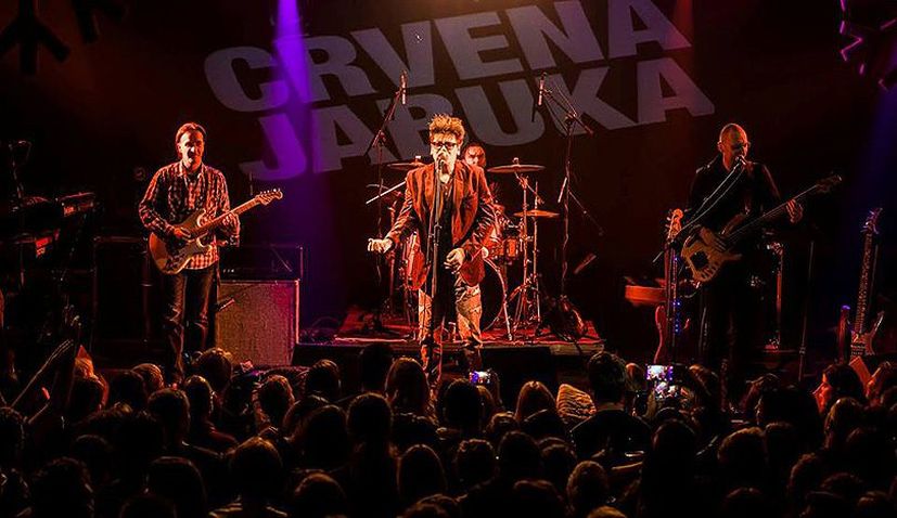 Crvena Jabuka to Tour US & Canada in October