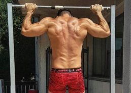 Croatian Breaks Guinness World Record for Rear Pull-Ups