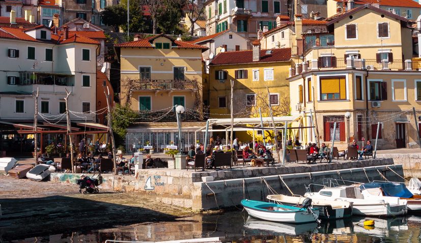 The 10 tourist places in Croatia with the most cafes per capita