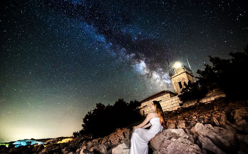 [VIDEO] Amazing Timelapse of Milky Way & Star Trails from Island of Brač
