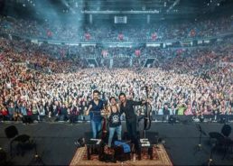 VIDEO: 2CELLOS Don’t Disappoint Fans in Zagreb