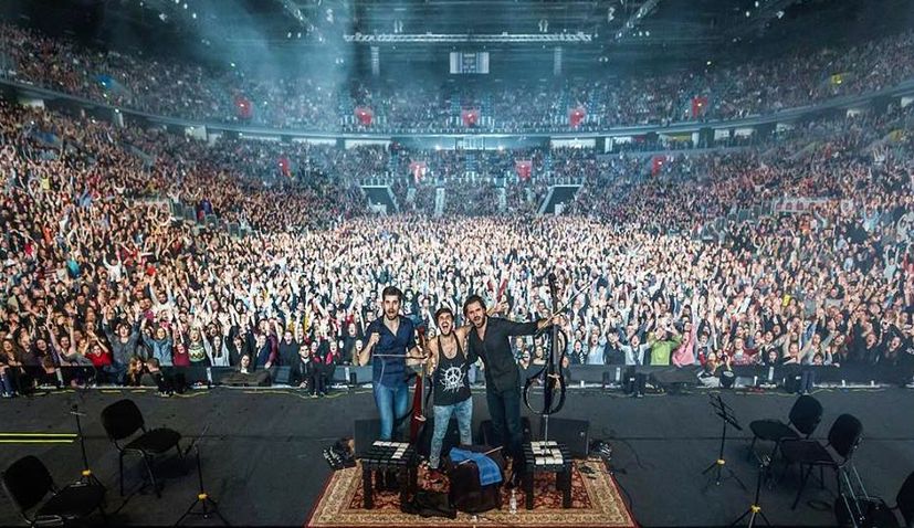 VIDEO: 2CELLOS Don’t Disappoint Fans in Zagreb