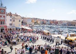 Tourists Flock to Croatia for May Holiday