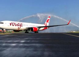 Inaugural Air Canada Rouge Flight Touches Down in Zagreb
