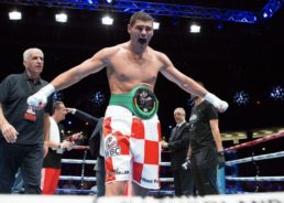 Filip Hrgovic KOs Eric Molina to retain WBC title in Saudi Arabia