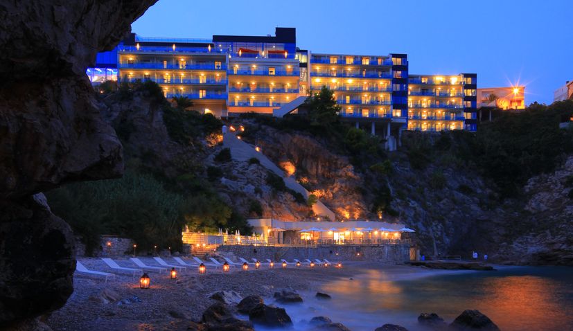 PHOTOS: Hotel Bellevue in Dubrovnik getting major remodel 