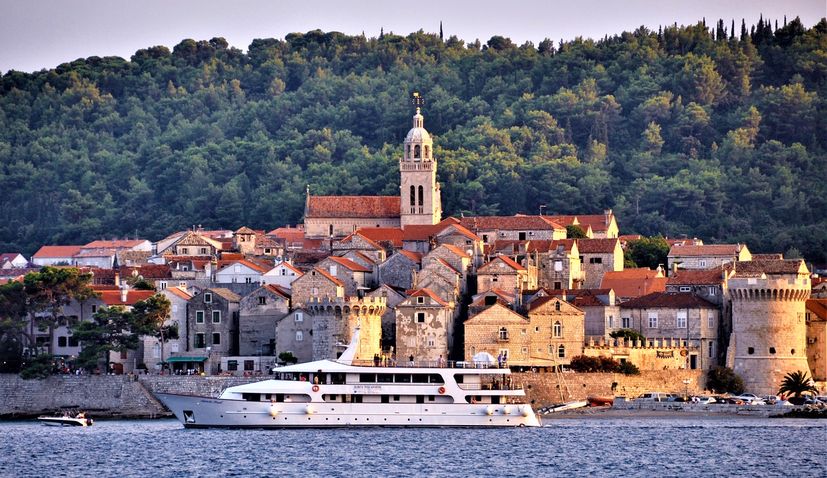 10 Croatian islands get EU funds for energy transition Korcula