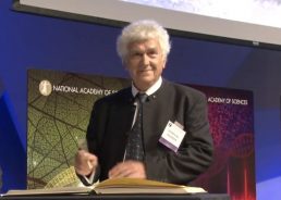 Croatian scientist Miroslav Radman receives French Legion of Honour: ‘In Croatia 50,000 die each year, why would 300 COVID deaths be more important?’