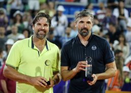 PHOTOS: Ivanisevic beats Rafter in Wimbledon final repeat in Umag 