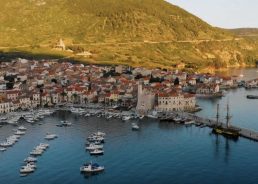 VIDEO: Island of Vis – absolutely stunning from the air