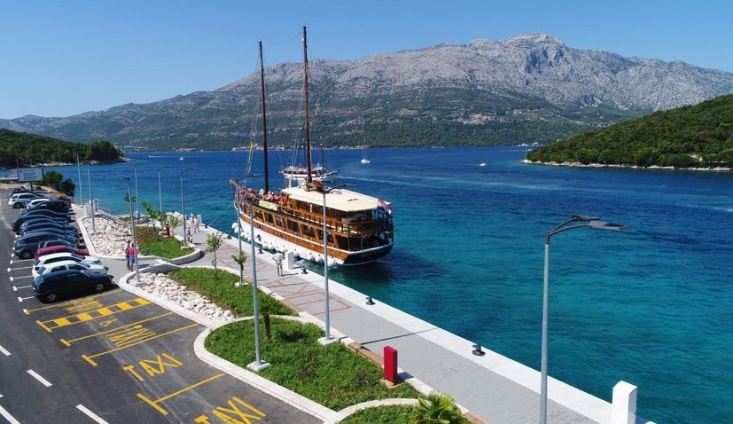 PHOTOS: New Korcula port receives first boat 