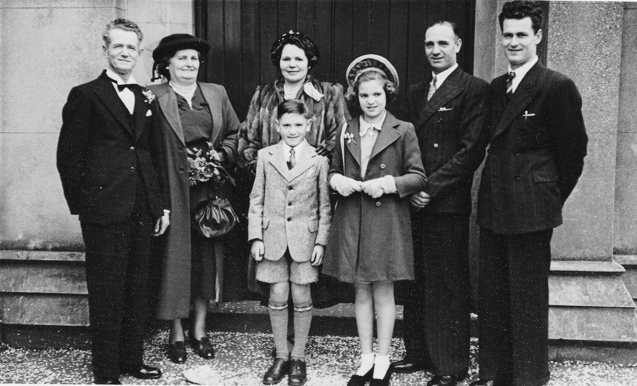 Pioneer Croatian settlers in New Zealand: Belić family story 4.-Jacob-and-Marija-Belich-Novena-and-Peter-Batiste-Terry-and-Rita-Batistich-and-Tony-Belich_resize