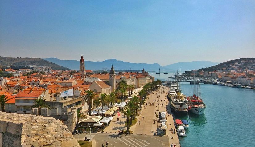 Teleconference on protocol for arrival of Slovenian tourists in Croatia held