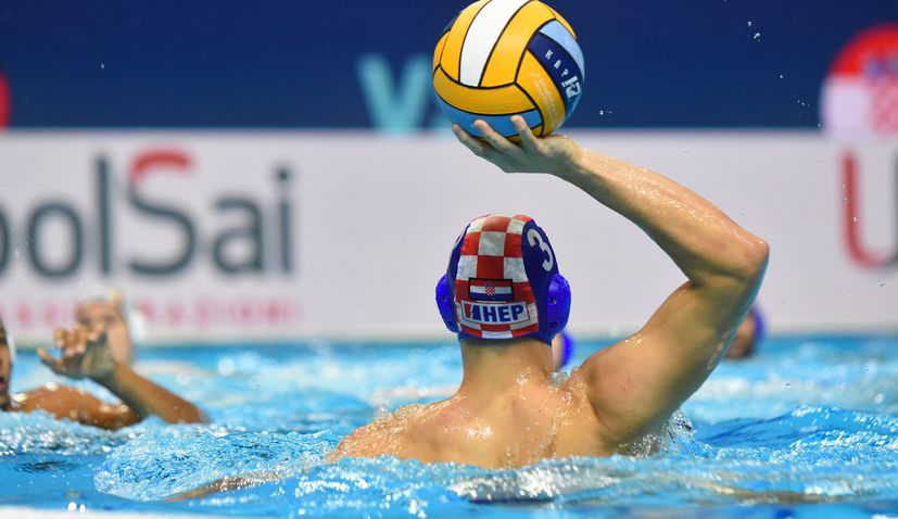Croatia reach quarter-finals of European Water Polo Championship