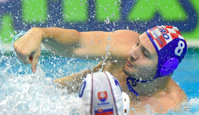Croatia beats Greece to reach semi-final at European Water Polo Champs