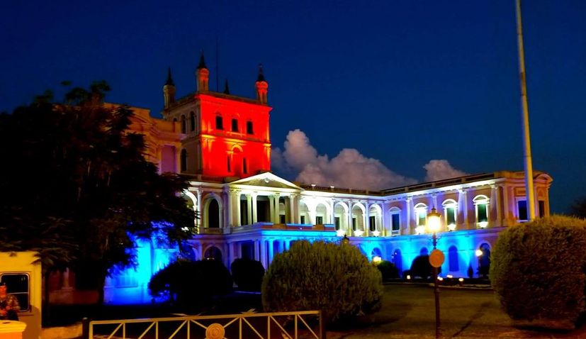 Paraguay lights up government house in Croatian flag colours to show solidarity