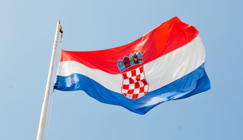 Croatians living abroad urged not to visit Croatia