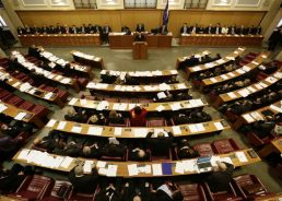 2,669 candidates running for 151 seats in the Croatian parliament