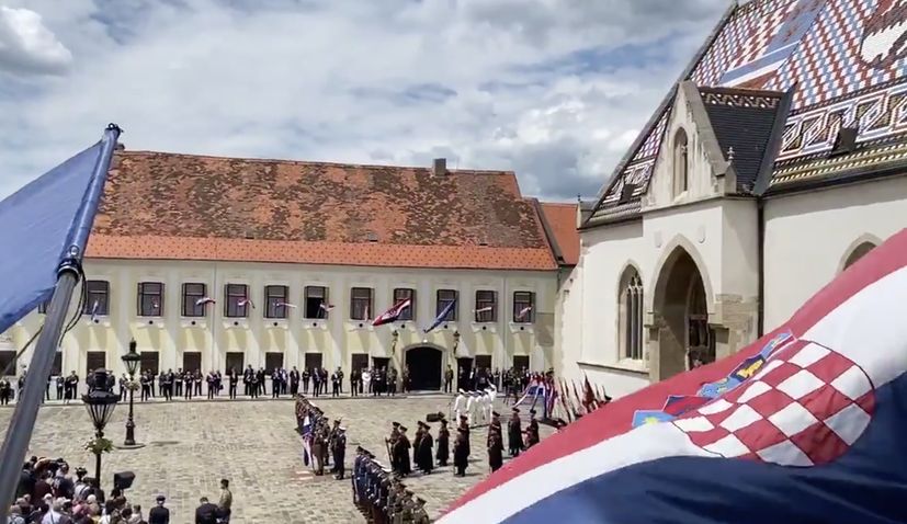 VIDEO: Statehood Day marked with ceremony on St Mark’s Square in Zagreb