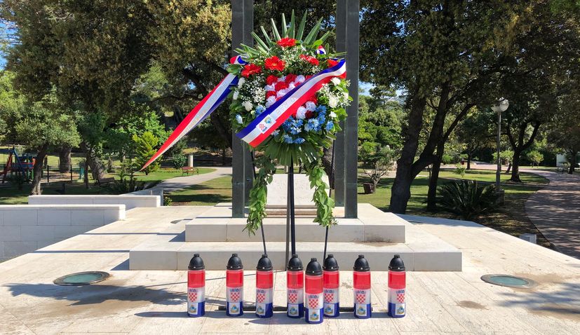 Wreaths laid for Croatian Statehood Day