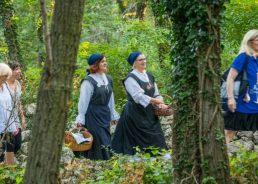 10 interesting facts about Praputnjak, its green valley and dry stone vineyards