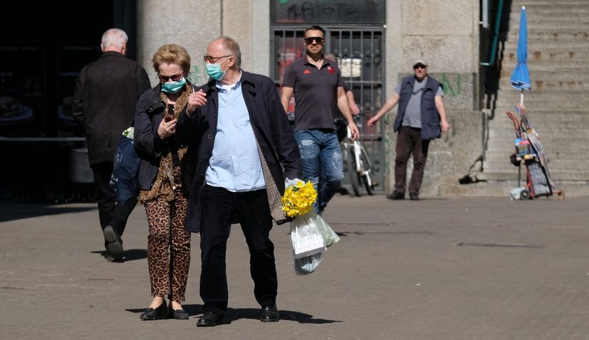 Zagreb Mayor overturns mandatory masks outdoors decision  