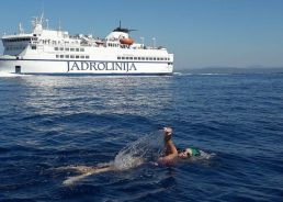 Croatian long-distance swimmer Dina Levacic set to conquer Gibraltar, North Channel