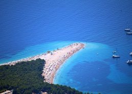 Croatian tourism turnover this season at 50% on last year, minister says