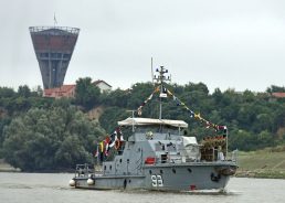 PHOTOS: Patrol boat sails from Osijek to Vukovar to mark 25th anniversary of Operation Storm
