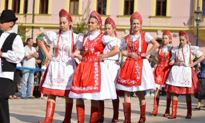 PHOTOS: 55th Vinkovacke Jeseni folklore festival ends with parade through Vinkovci