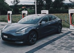 Tesla entering Croatia: Staff sought for Zagreb store 