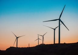 Croatian-Danish consortium installs first turbine for wind farm in Bosnia and Herzegovina