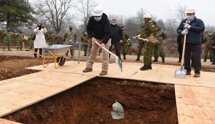Construction of army field hospital and troop accommodation facility begins at Slunj