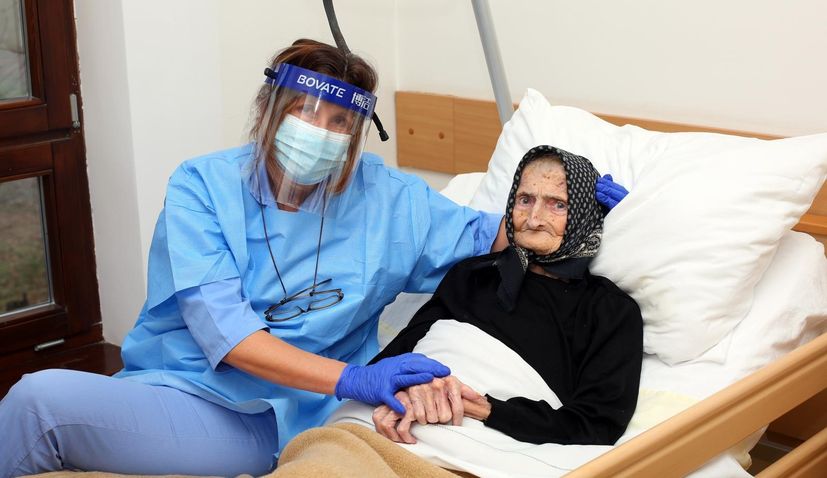 PHOTO: 99-year-old Croatian baka beats coronavirus